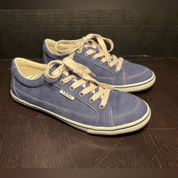 Taos Moc Star Women's Sneakers Size 8 Indigo Navy Blue Casual Shoes - Picture 1 of 5